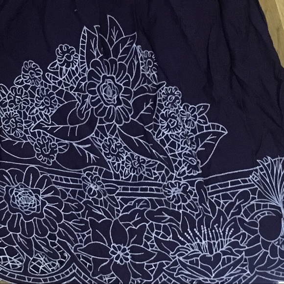 Cute Embroidered Summer Dress - Picture 3 of 5